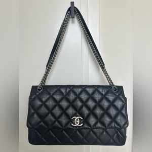 Chanel aged calfskin quilted shoulder bag